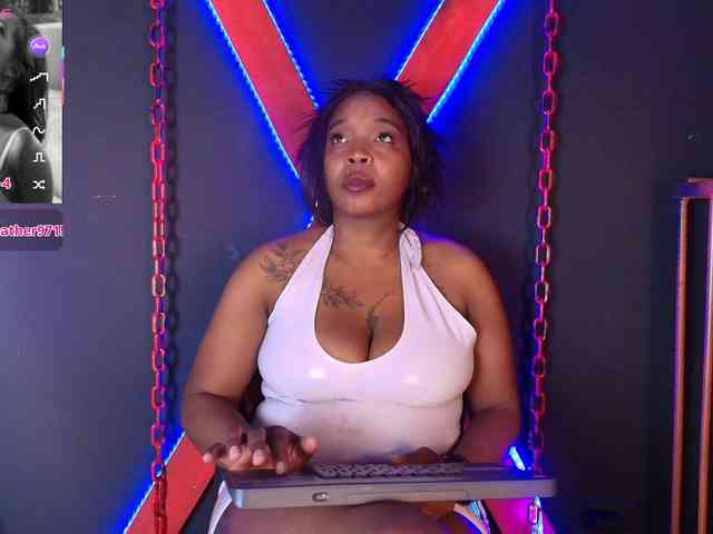 CharlotteBrown-1 webcam