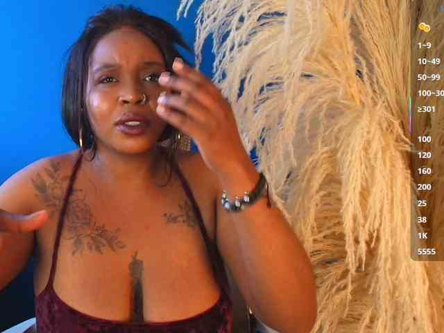 CharlotteBrown-1 webcam