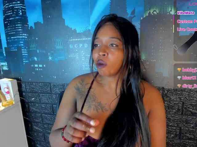 CharlotteBrown-1 webcam