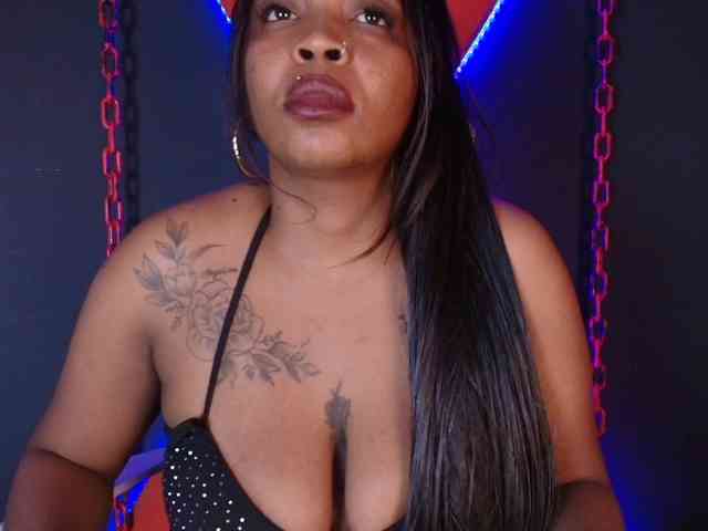 CharlotteBrown-1 webcam