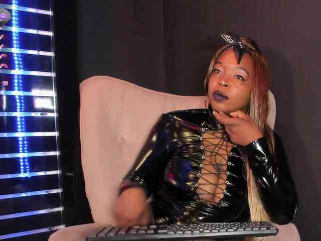 CharlotteBrown-1 webcam