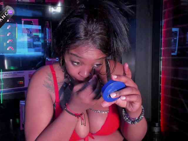 CharlotteBrown-1 webcam