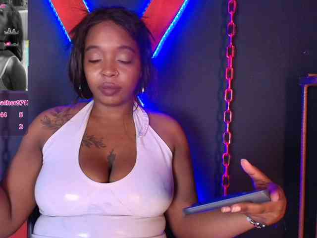 CharlotteBrown-1 webcam