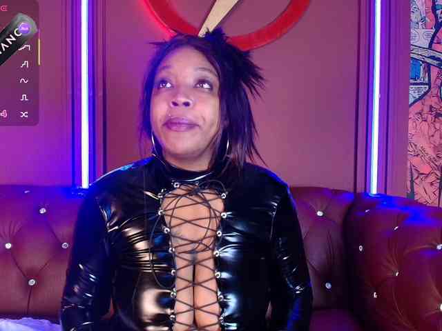 CharlotteBrown-1 webcam