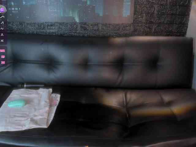 CharlotteBrown-1 webcam