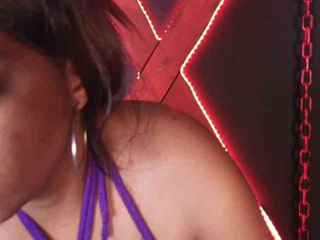 CharlotteBrown-1 webcam