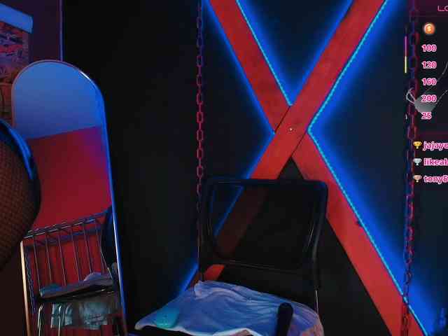 CharlotteBrown-1 webcam