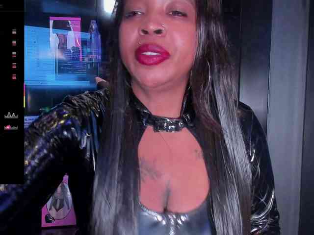 CharlotteBrown-1 webcam