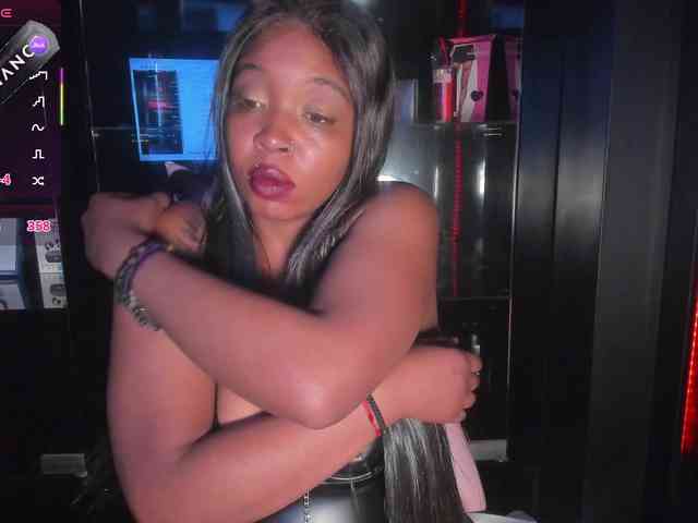 CharlotteBrown-1 webcam