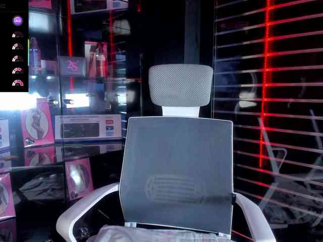 CharlotteBrown-1 webcam