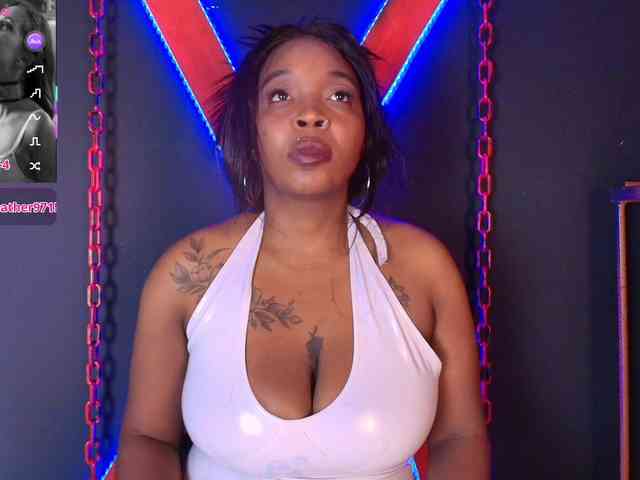 CharlotteBrown-1 webcam