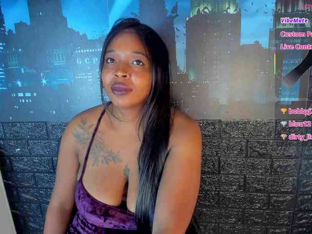 CharlotteBrown-1 webcam