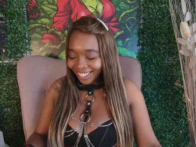 CharlotteBrown-1 webcam