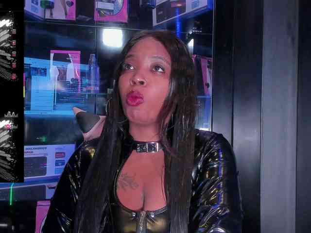 CharlotteBrown-1 webcam