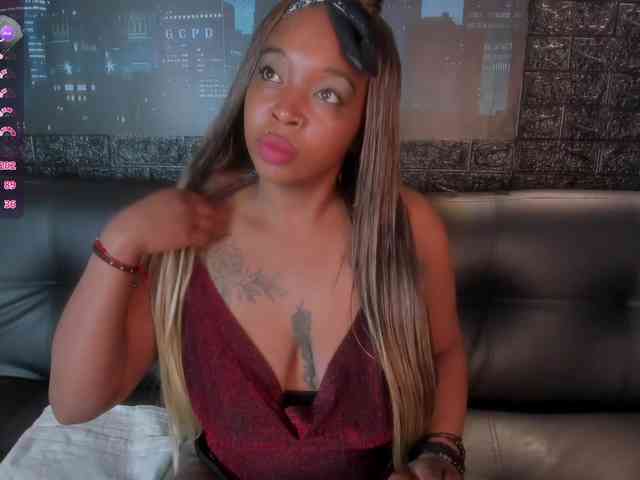 CharlotteBrown-1 webcam