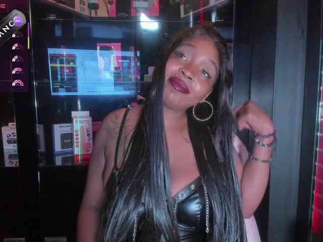 CharlotteBrown-1 webcam