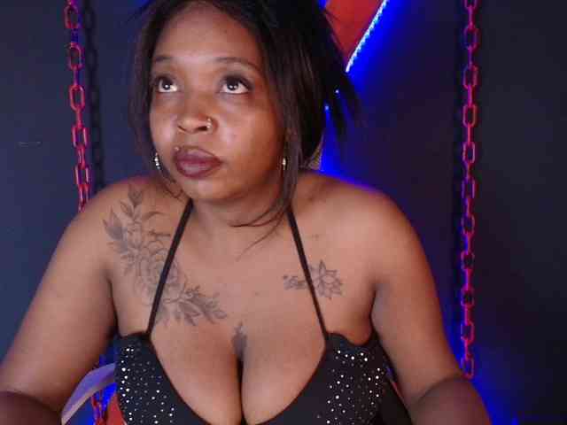 CharlotteBrown-1 webcam