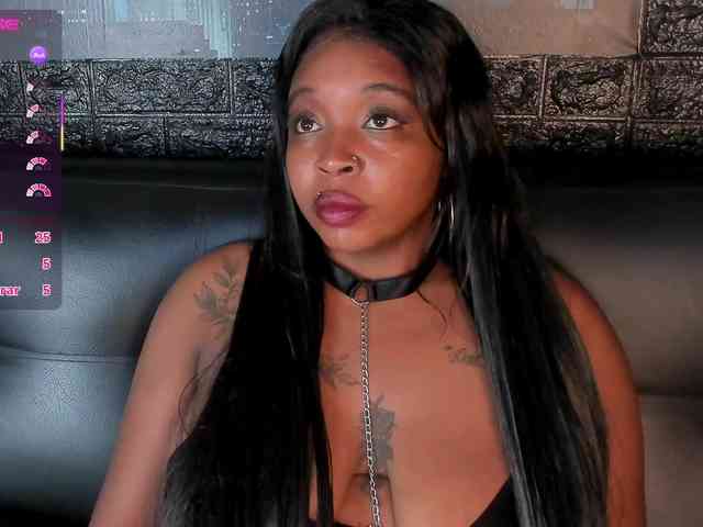 CharlotteBrown-1 webcam