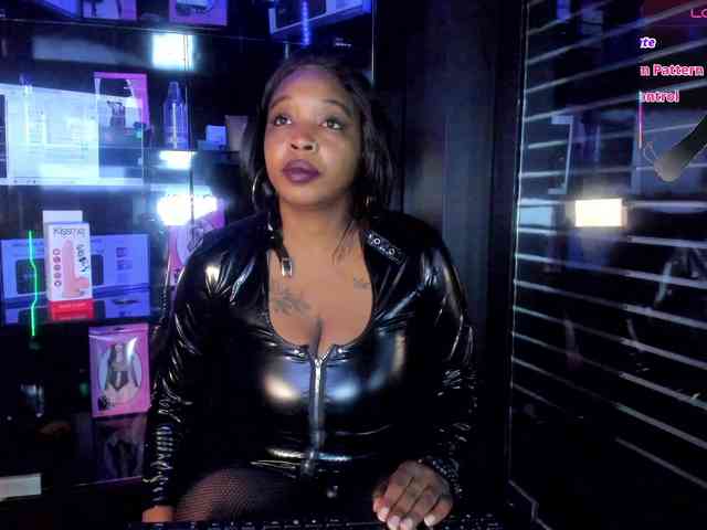 CharlotteBrown-1 webcam