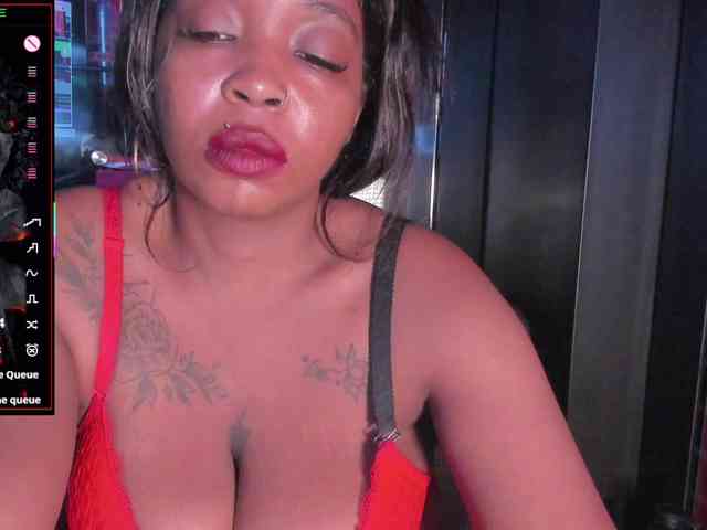 CharlotteBrown-1 webcam