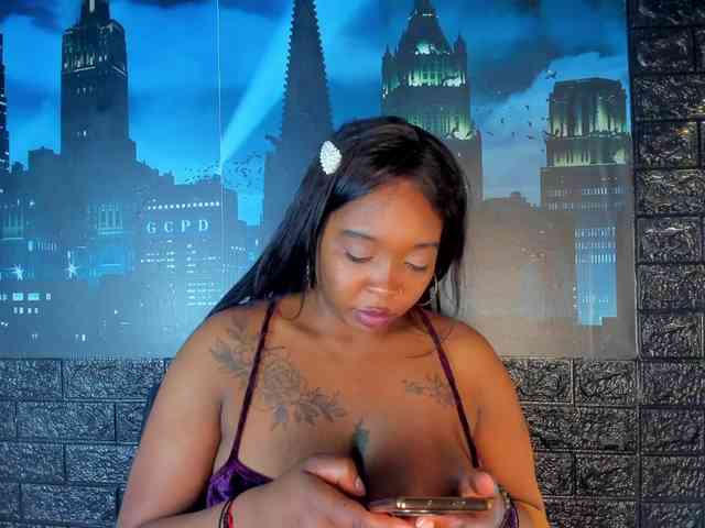 CharlotteBrown-1 webcam