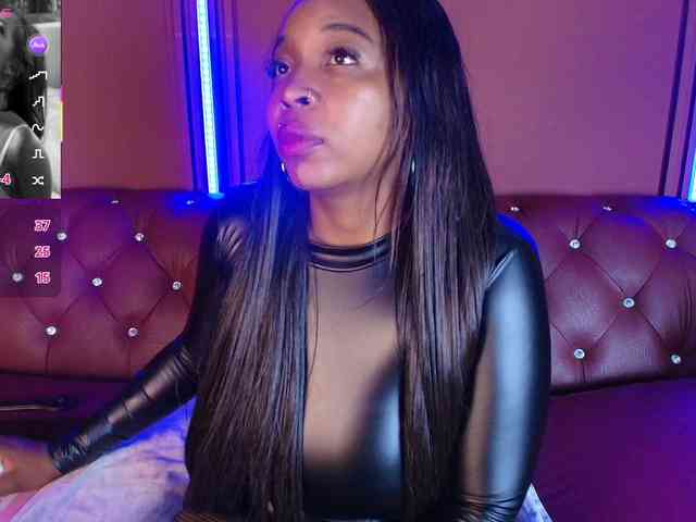 CharlotteBrown-1 webcam