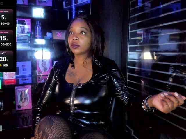 CharlotteBrown-1 webcam