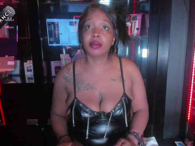 CharlotteBrown-1 webcam