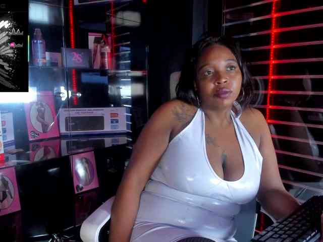 CharlotteBrown-1 webcam