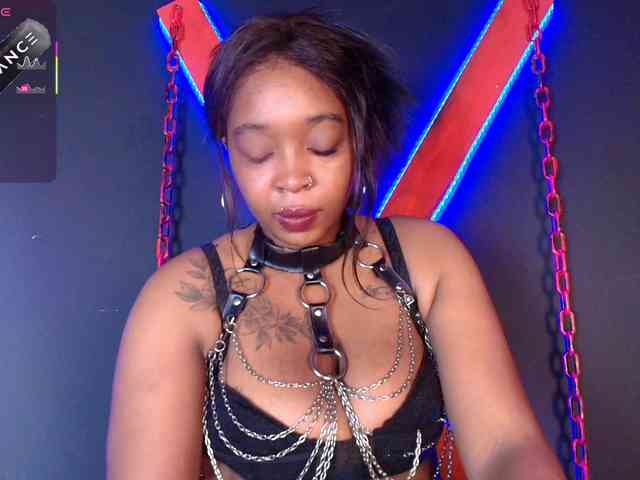 CharlotteBrown-1 webcam