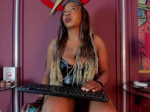 CharlotteBrown-1 webcam