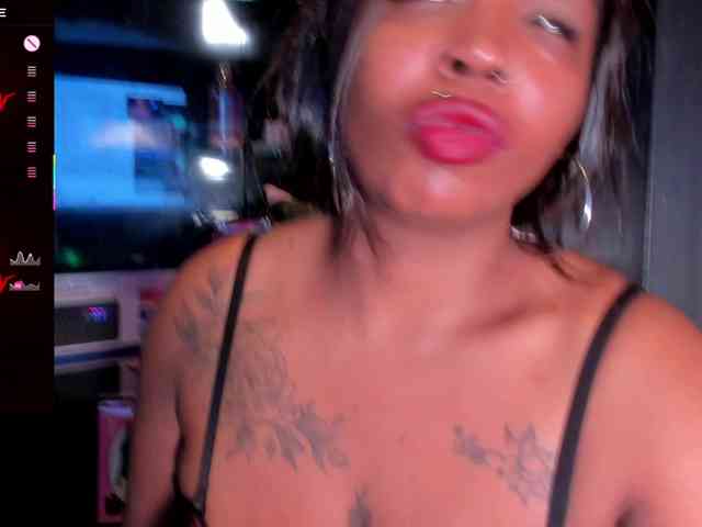 CharlotteBrown-1 webcam