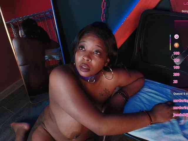 CharlotteBrown-1 webcam