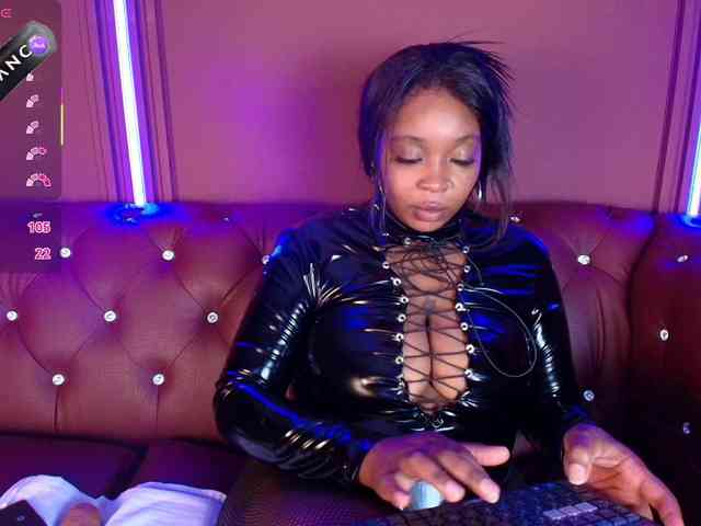 CharlotteBrown-1 webcam