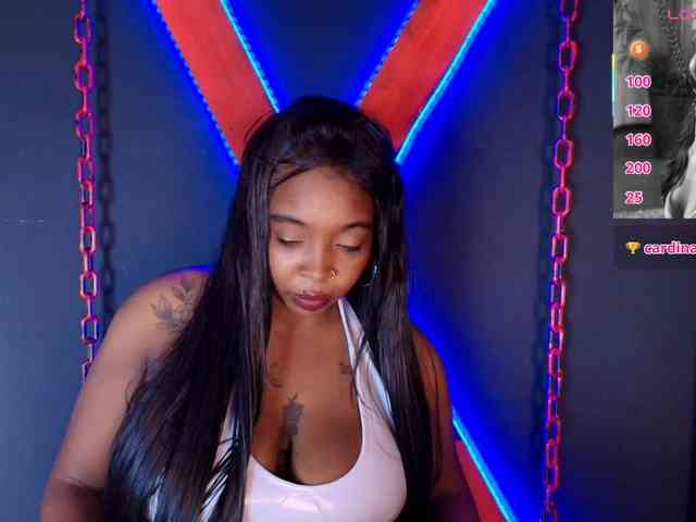 CharlotteBrown-1 webcam