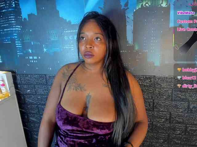 CharlotteBrown-1 webcam