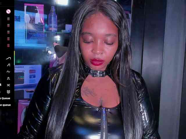 CharlotteBrown-1 webcam