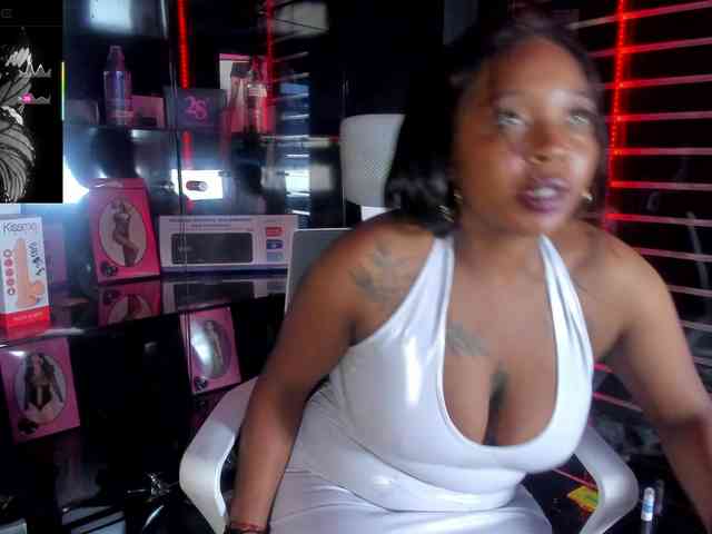 CharlotteBrown-1 webcam