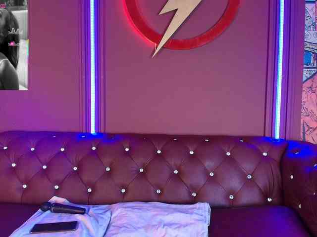 CharlotteBrown-1 webcam