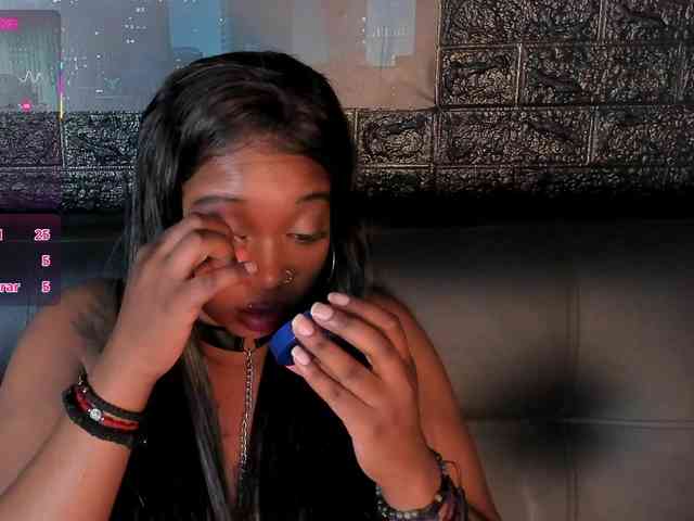 CharlotteBrown-1 webcam