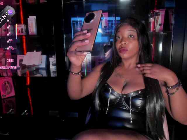 CharlotteBrown-1 webcam