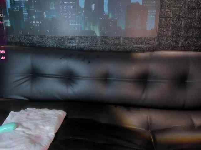 CharlotteBrown-1 webcam