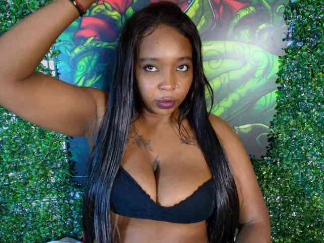 CharlotteBrown-1 webcam