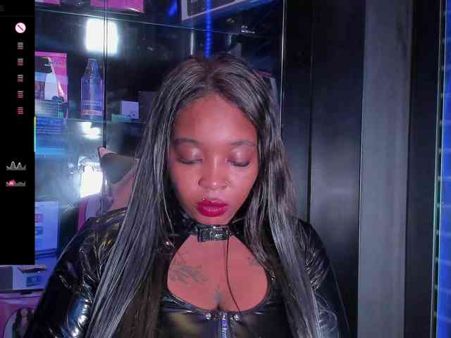 CharlotteBrown-1 webcam