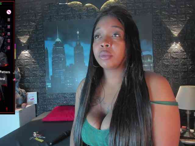 CharlotteBrown-1 webcam