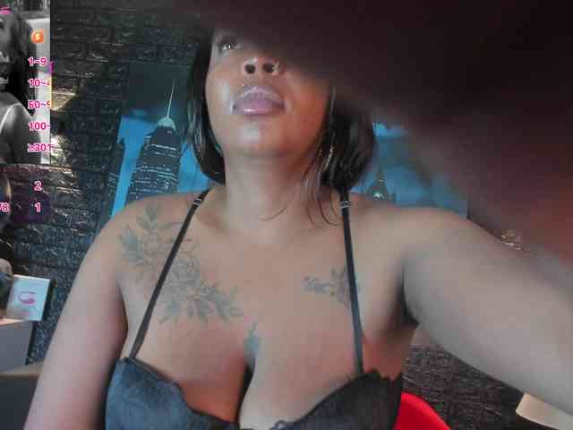 CharlotteBrown-1 webcam