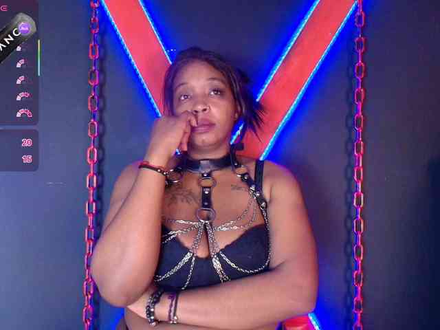 CharlotteBrown-1 webcam