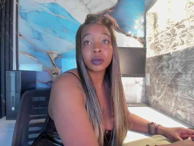 CharlotteBrown-1 webcam