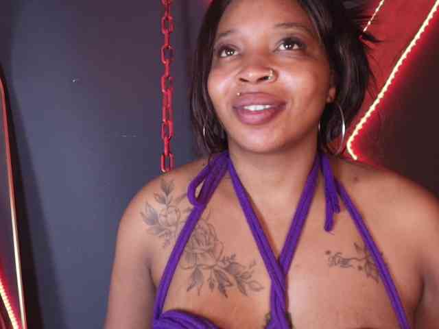 CharlotteBrown-1 webcam