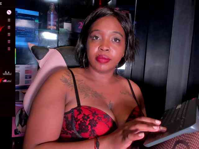 CharlotteBrown-1 webcam